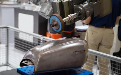 grinding robot polishing a part