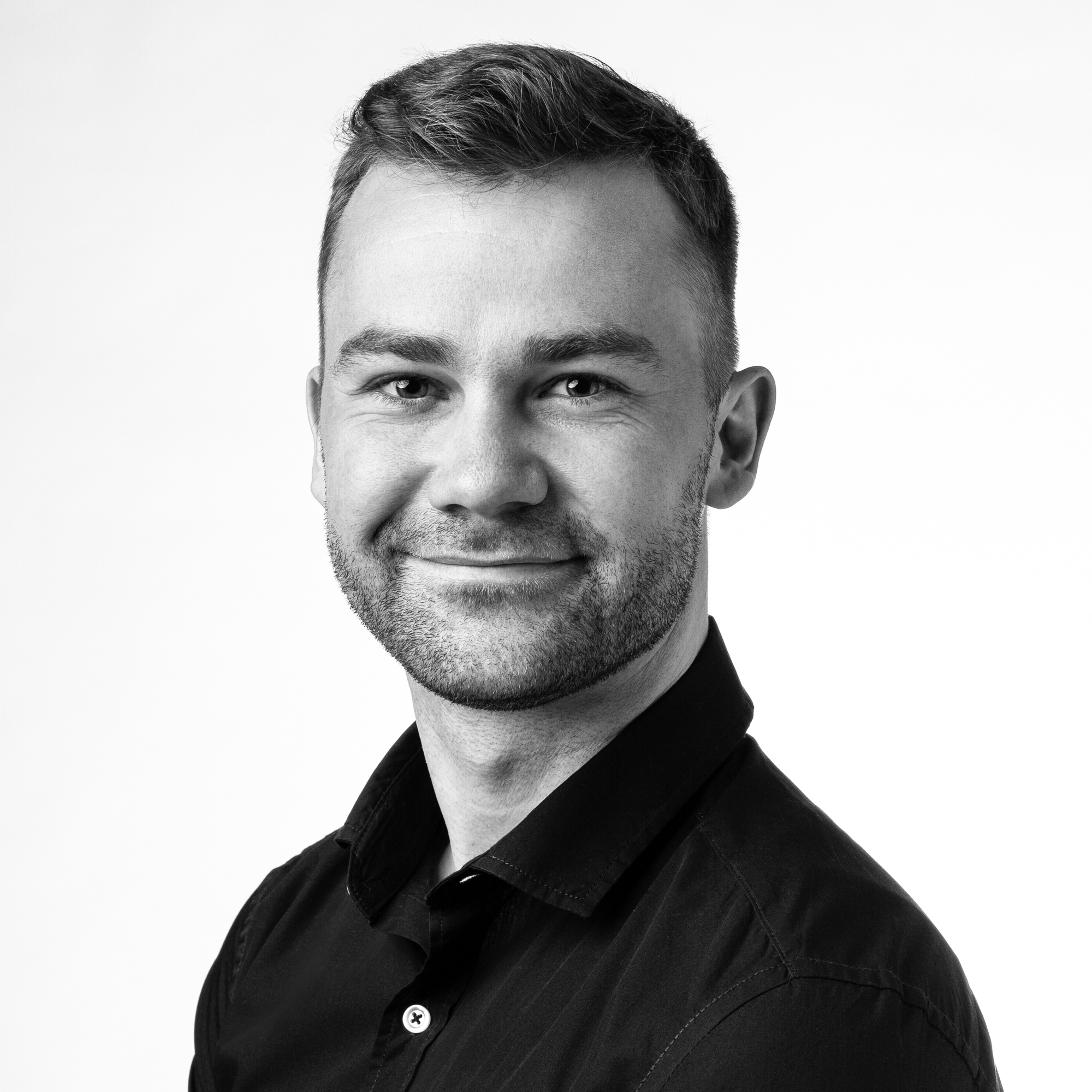 Elías Christian Lundström, Corporate Communication & Public Affairs